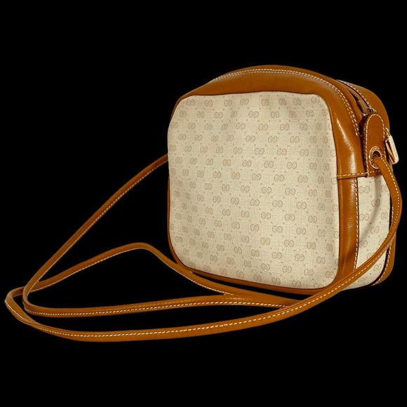White Micro Gucci GG Crossbody - Picture 5 of 16